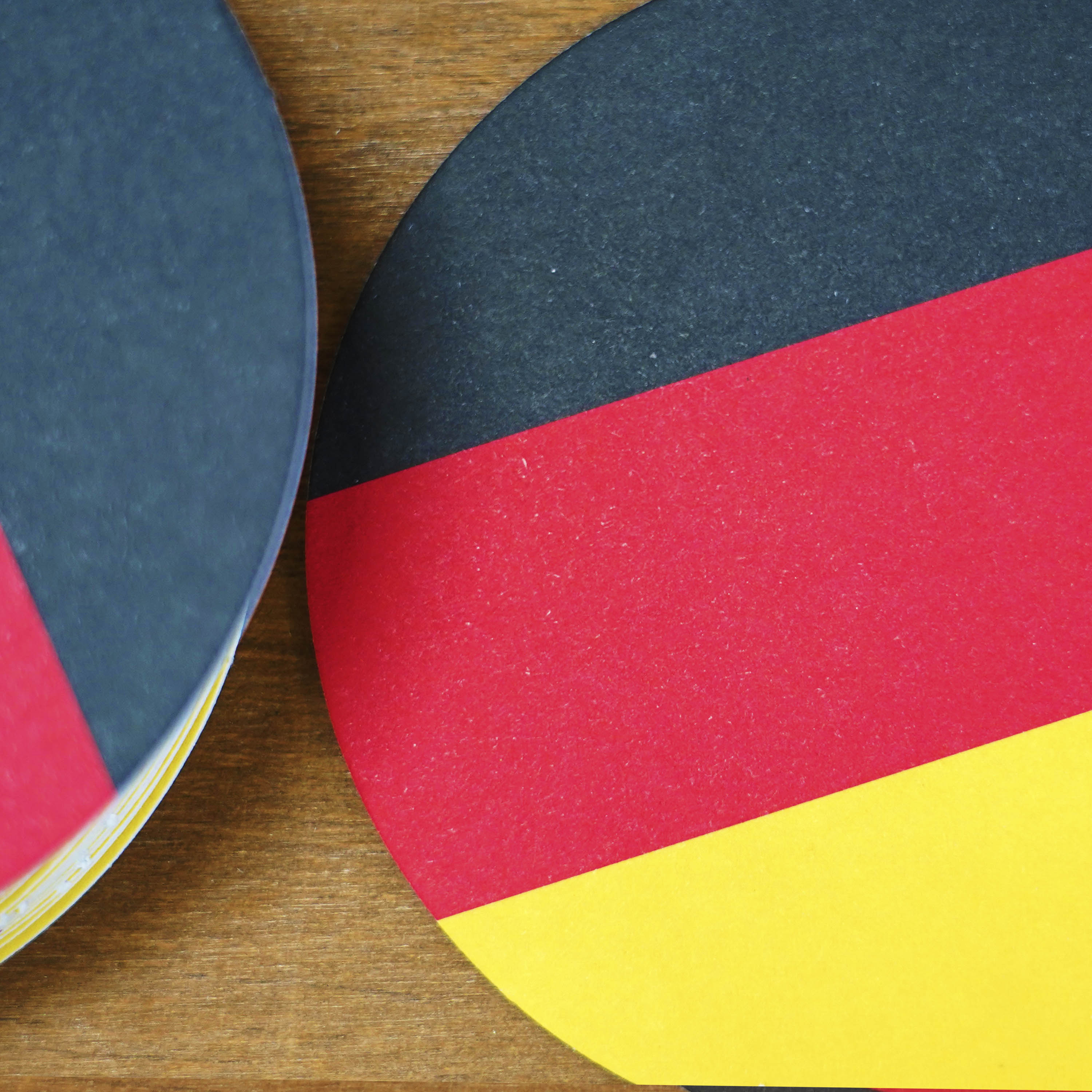 Bierdeckel Fussball Fußball WM im Set Weltmeisterschaft Deutschland Untersetzer Party Bier Geschenkidee Geschenke Männer Deko