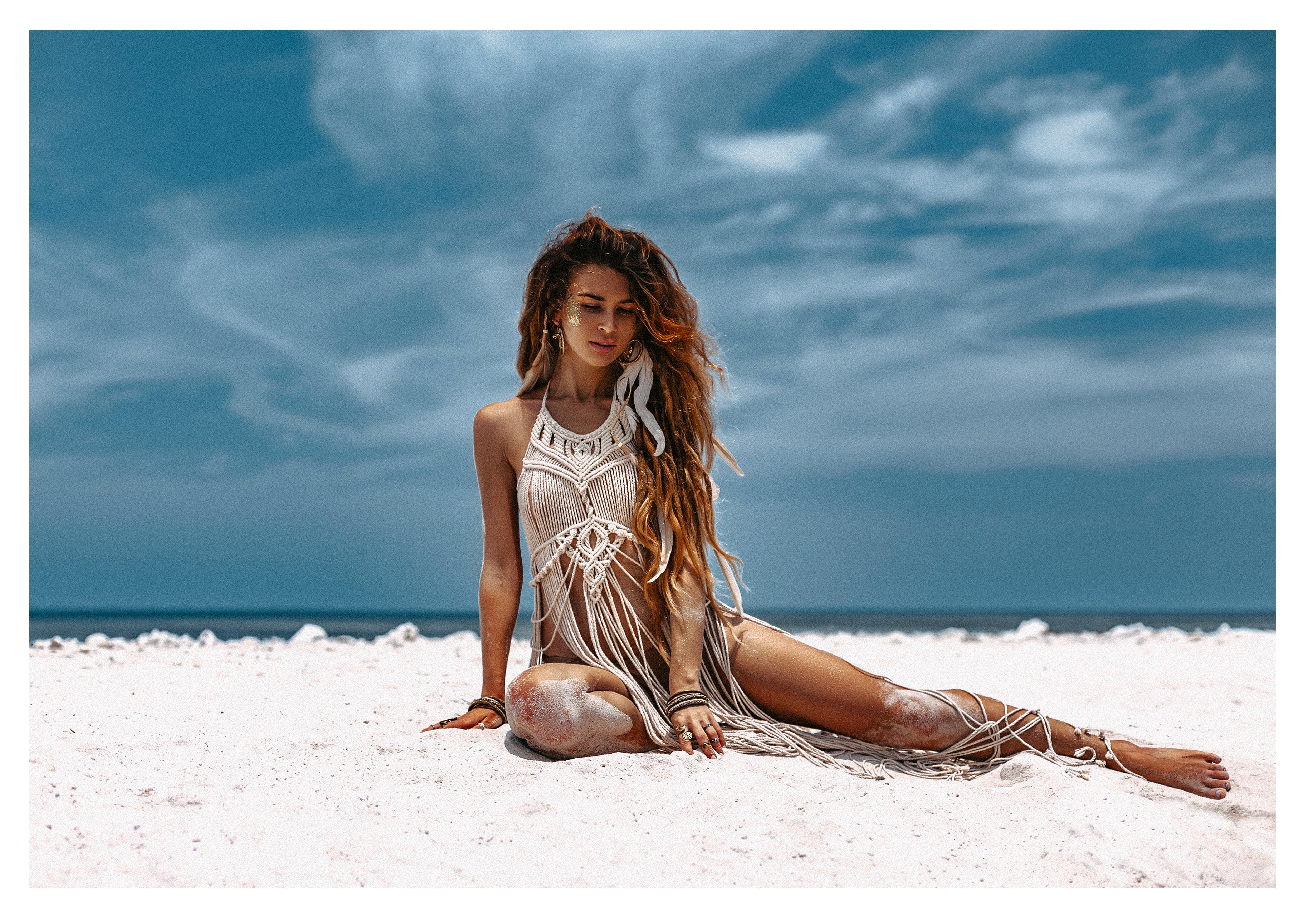 Wandbild Querformat Titel: Beautiful Girl Strand Bild Wanddeko Alu Dibond Leinwand Acrylglas Holzbalken Butlerfinish Poster