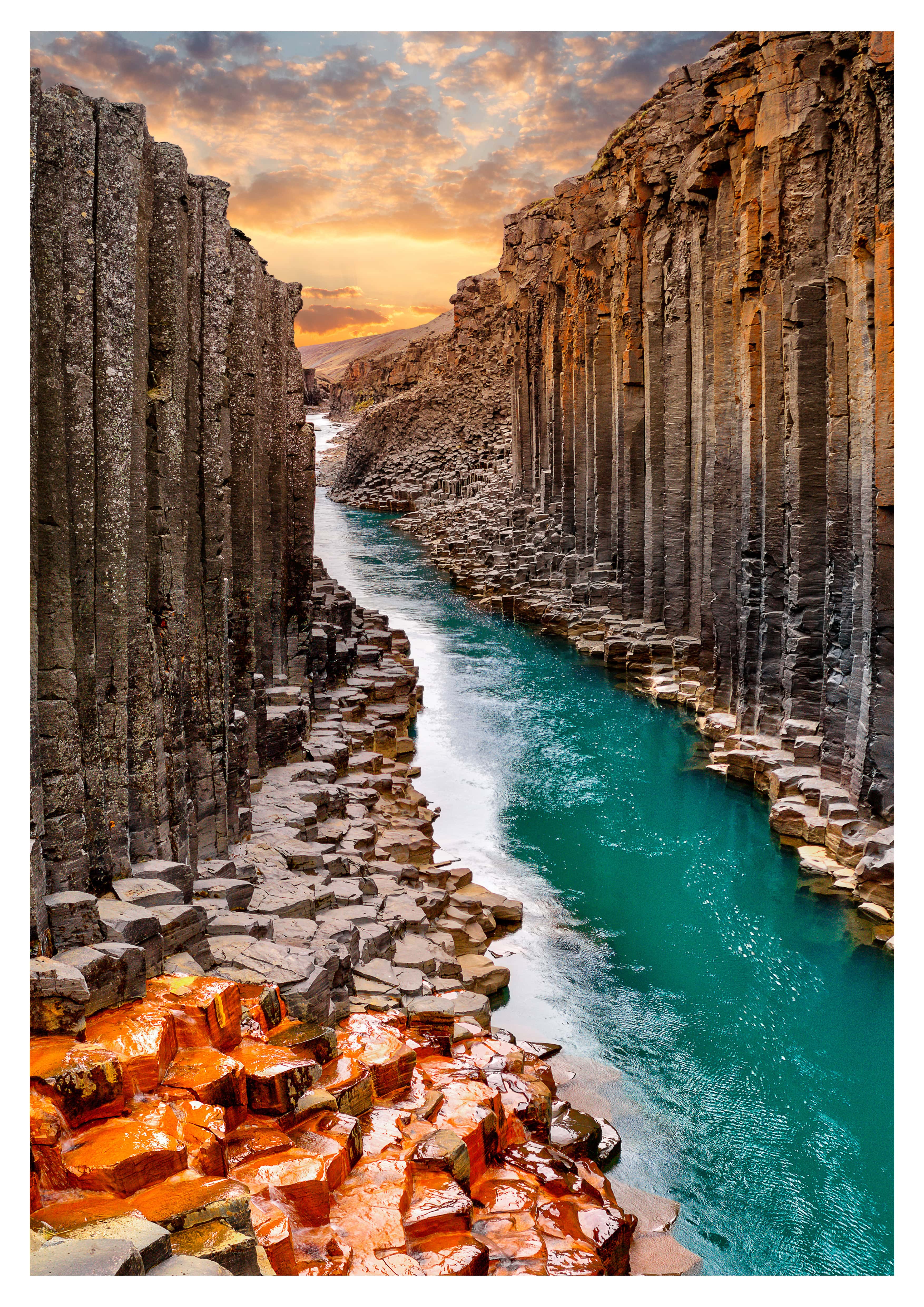 Wandbild Hochformat Titel: Canyon fantastische Landschaft - Bild Wanddeko Alu Dibond Leinwand Acrylglas Holzbalken Butlerfinish Poster 