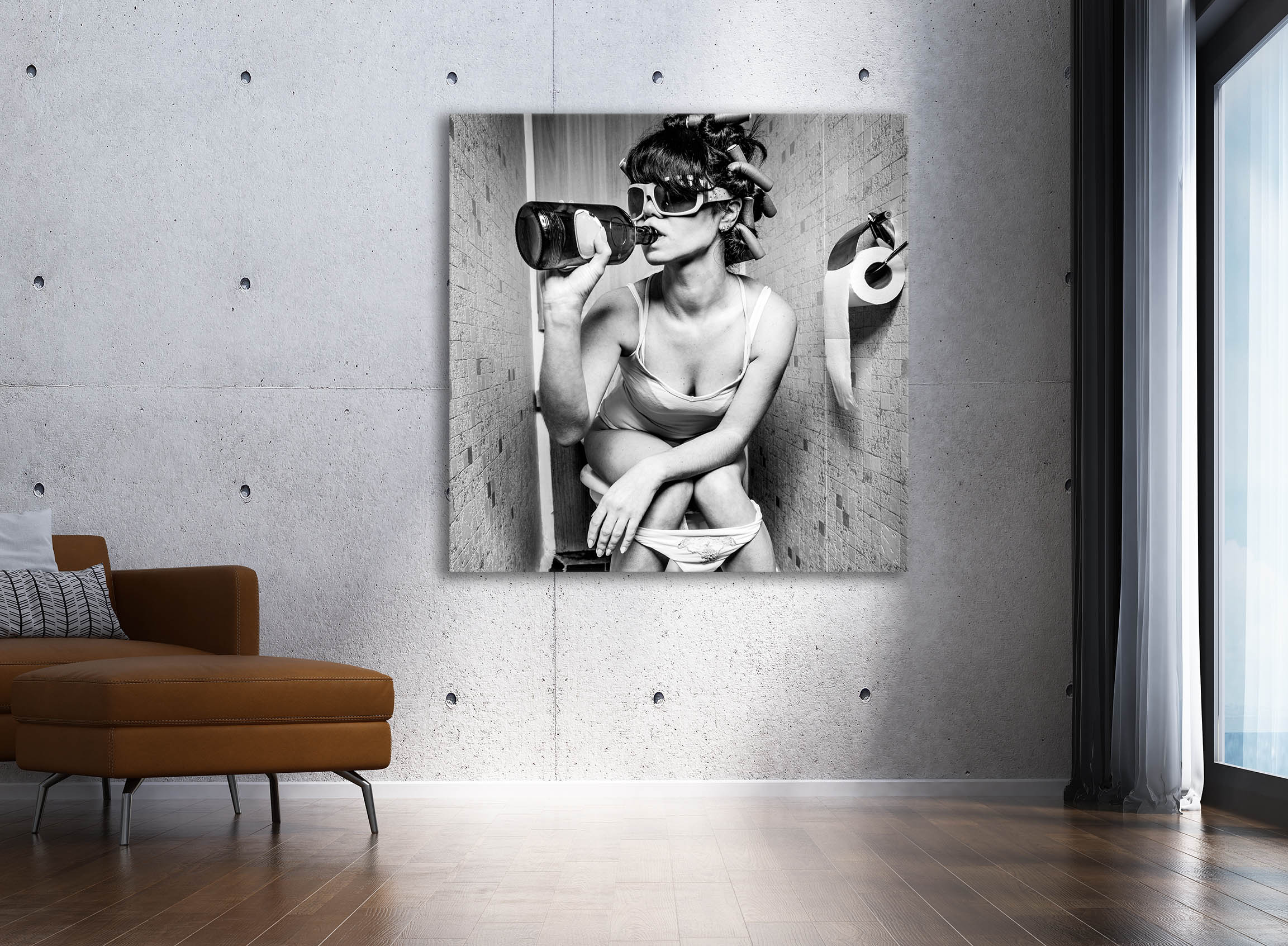 Wandbild Quadratisch Titel: Frau Toilette Foto Flasche schwarz weiß Bild Wanddeko Alu Dibond Leinwand Acrylglas Holzbalken Butlerfinish Poster